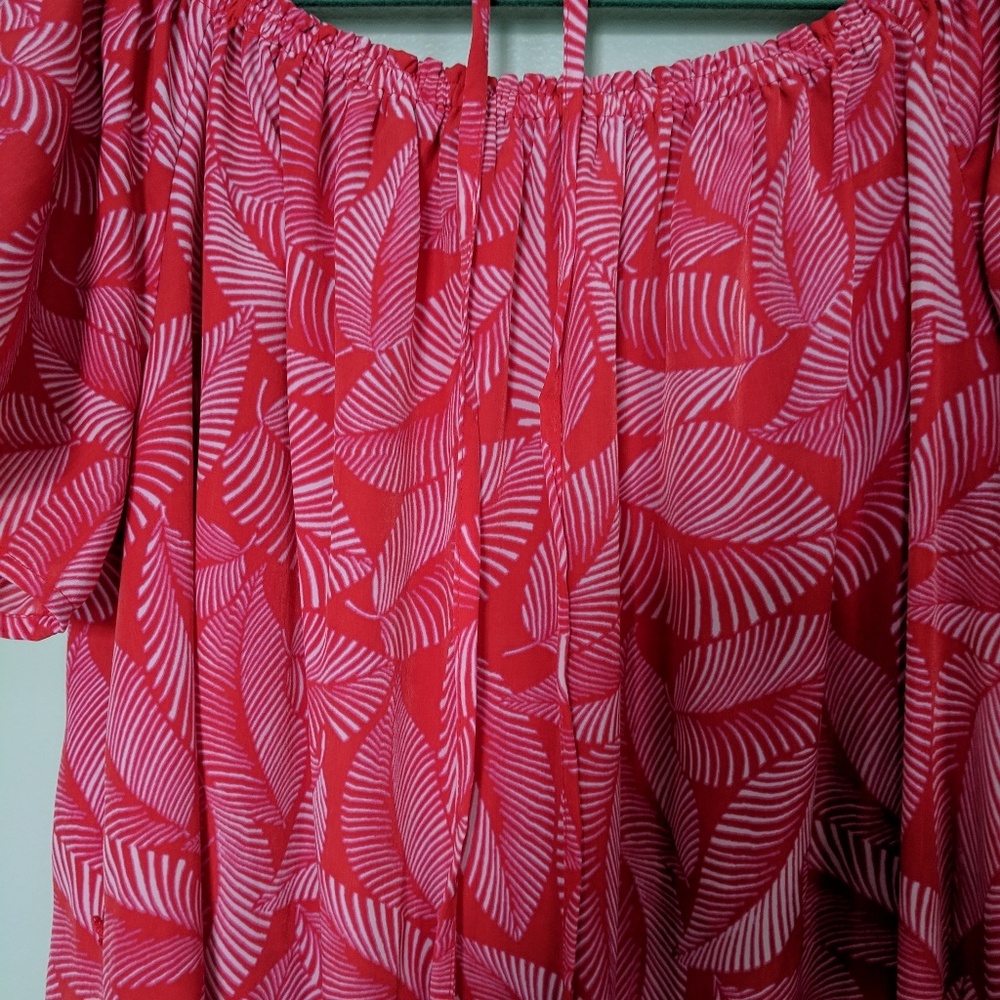 Dress - Picture 3 of 4